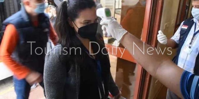 7 رحلات شارتر تصل مطار مرسى مطروح علة متنها 911 سائحاً