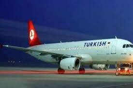 طائرة تركية تهبط اضطرارياً في مطار القاهرة بسبب أزمة لراكبة هولندية