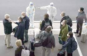 إدارة بايدن تخطط لإلزام شركات الطيران برد رسوم الأمتعة إذا تأخرت الحقائب