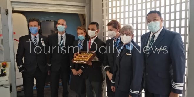 الغردقة تستقبل أولى رحلات "توي" من ألمانيا علي متنها 131 سائحاً