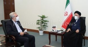 الرئيس الإيراني الجديد يضع آمال كبيرة على السياحة ويطالب الإسراع بالتطعيم