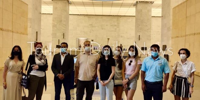 القومي للحضارة يستقبل الوفد الإعلامي الروسي بعد إستئناف حركة السياحة