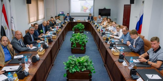 وفد روسي يزور موقع مشروع المنطقة الصناعية الروسية بالسخنة