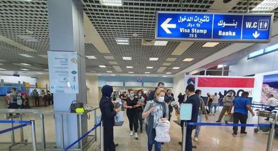 فريق أمني روسي ينهي إجراءات سفر السياح بمطاري شرم الشيخ والغردقة