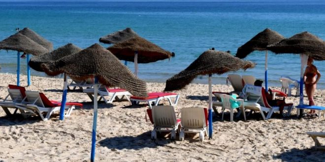 السياحة التونسية بين مقصلة كورونا وسندان االاضطرابات السياسية