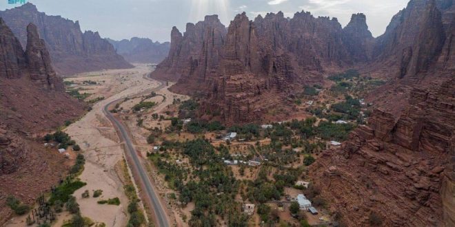 تجربة للمغامرة ورحلات الاستكشاف .. تبوك تضاريس مختلفة وسواحل وجبال متنوعة