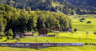 4 تجارب مثيرة في قطارات تمر بمواقع طبيعية خلابة