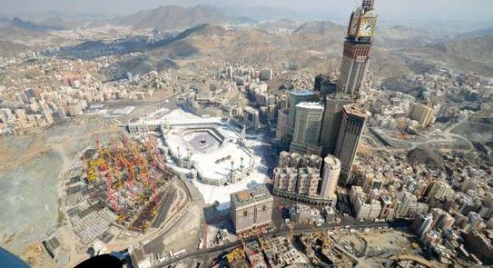 بزنس إنسايدر : الحرم المكي في صدارة قائمة أغلي البنايات عالمياً