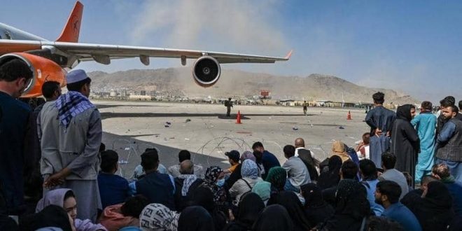 روسيا وتركيا تسيران رحلات جوية تجارية لمطار كابل و10 أفراد على الباكستانية