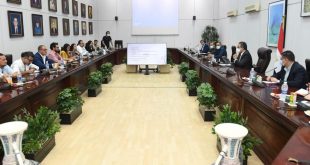 وزير السياحة يناقش آخر مستجدات الأعمال بمشروع كشف طريق المواكب الملكية