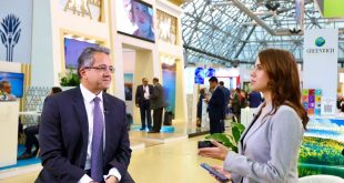 إعلامية روسية للعناني : سأغير وجهتي لقضاء أجازتي في شتاء مصر الدافئ