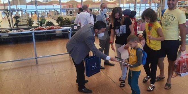 شرم الشيخ تستقيل 90 رحلة سياحية من المطارات الروسية على متنها 18 ألف سائح