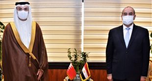 منار يبحث مع سفير البحرين فرص الاستثمار وزيادة الحركة الجوية والسياحية
