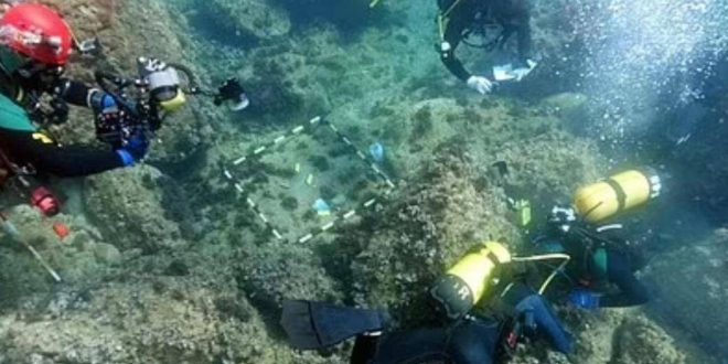اكتشاف مزهل لغواصين هواة عثروا على أكبر كنز في أوروبا من العملات الذهبية