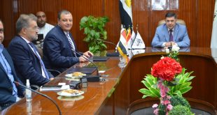 الإسكندرية للحاويات توقع عقدا مع CMA CGM العالمية للتداول بأرصفة محطاتها