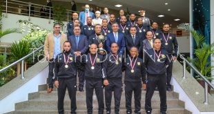 الدكتور شريف فاروق يكرم فريق البريد للمصارعة بعد حصوله على بطولة الجمهورية