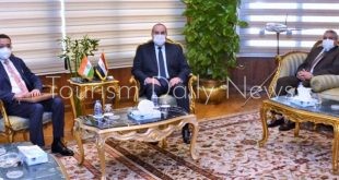 وزير الطيران يستقبل السفير الهندي لبحث أوجه التعاون بين البلدين
