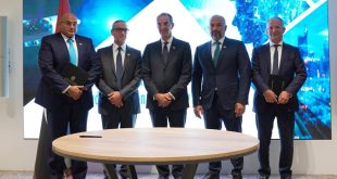 طلعت يشهد توقيع اتفاقية بين إيتيدا ونايل أون لاين لتوسيع عملياتها فى مصر