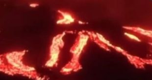 مشاهد مرعبة وأصوات انفجارات من ثوران بركان لا بالما وإلغاء رحلات طيران