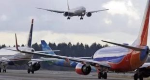 اسهم شركات الطيران الكبرى في المنطقة الحمراء بسبب المخاوف من السفر