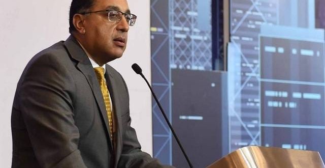 مدبولي يجتمع مع وزراء ومحافظين واتحاد الغرف لمتابعة موسم السياحة الشتوى