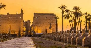 انطلاق رحلة مصر للطيران بين شرم الشيخ والأقصر بـ100 راكب بعد توقف 6 سنوات