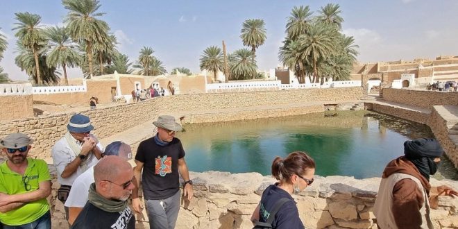 السياحة الليبية تكسر حاجز الخوف.. صفارات إنذار في غدامس لفسح الطريق للسياح