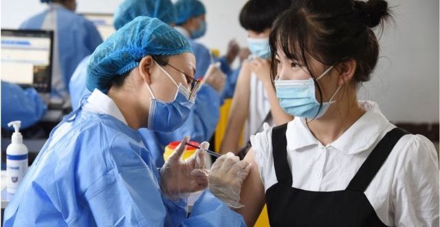 المطارات تشديد إجراءات مواجهة متحور كورونا الجديد أوميكرون الخطير