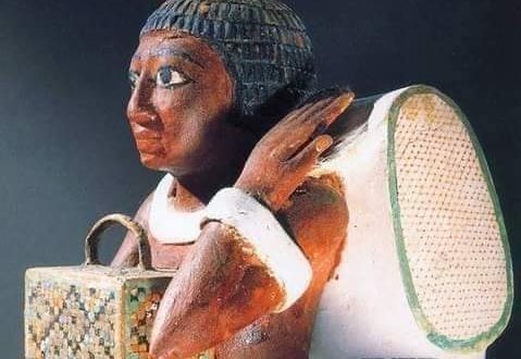 أول حقيبة ظهر كان أصلها فرعوني .. إليك التفسير!