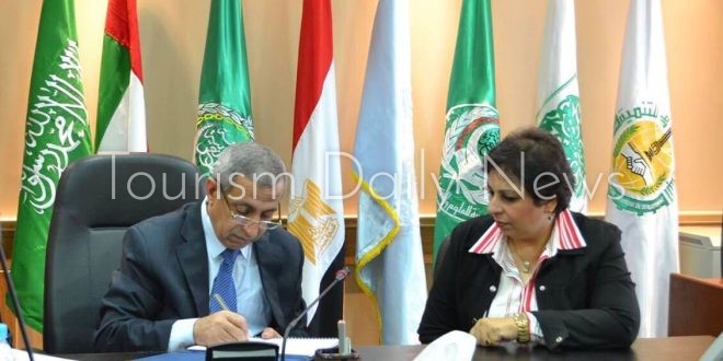 الأكاديمية العربية الراعي البلاتيني للمنتدي الاستراتيجي للتنمية والسلام