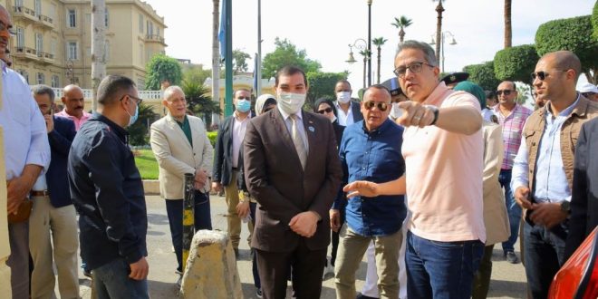 و زير السياحة ومحافظ الأقصر يتابعان أعمال التطوير تمهيدا للاحتفالية الكبري