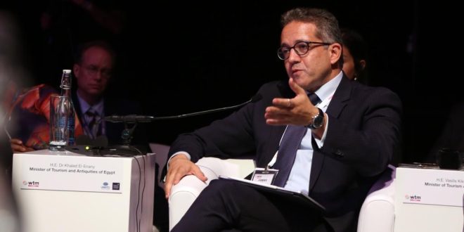 العناني يشارك كمتحدث في القمة الوزارية على هامش فعاليات بورصة لندن الدولية