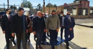 العناني يكشف تفاصيل وضع بورسعيد على خريطة السياحة العالمية