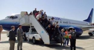 مطار مرسى علم يستقبل 600 سائح على متن 5 رحلات طيران دولية اليوم