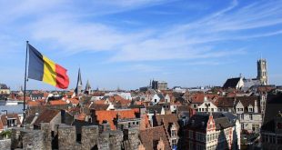 بلجيكا تغلق دور السينما والمسارح والمباريات بدون جماهير للحد من أوميكرون