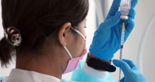 موديرنا تكشف عدم فاعلية ومقاومة اللقاحات الحالية للسلالة المتغيرة أوميكرون
