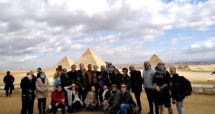 وزارة السياحة تنظم رحلة لفريق Magic on Ice لزيارة منطقة أهرامات الجيزة