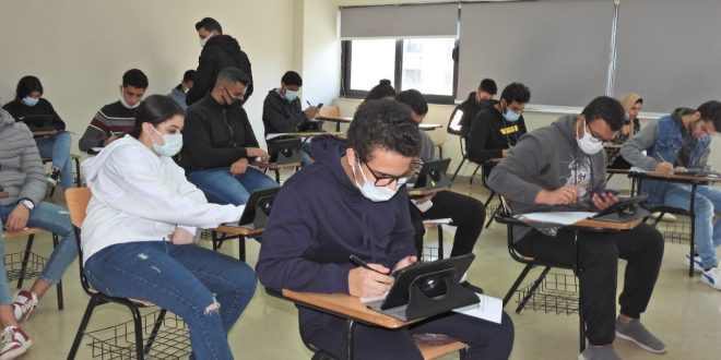 انطلاق أمتحانات E S T لطلبة الدبلومة الأمريكية بالأكاديمية العربية .. صور