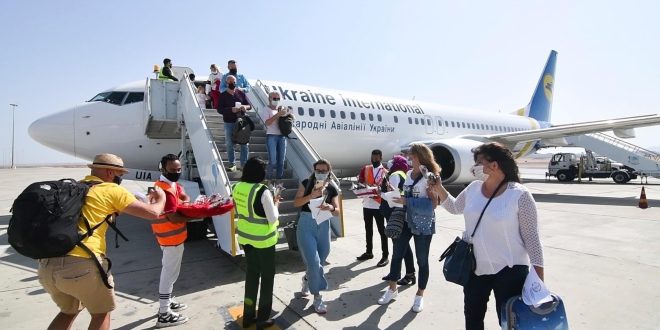 5 رحلات دولية من المطارات الأوربية والعالمية تصل لمطار مرسى علم اليوم