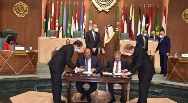 بحضور أبوالغيط.. المنظمة العربية للسياحة توقع مذكرة مع اتحاد الغرف العربية