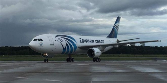 مصر للطيران تكشف حقيقة الاضطرابات على طائرتها لنونس وإصابة 2 من مضيفيها