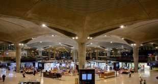 وزير السياحة يعترف : وضع الأردن على القوائم الحمراء بسبب كورونا مؤشر خطير