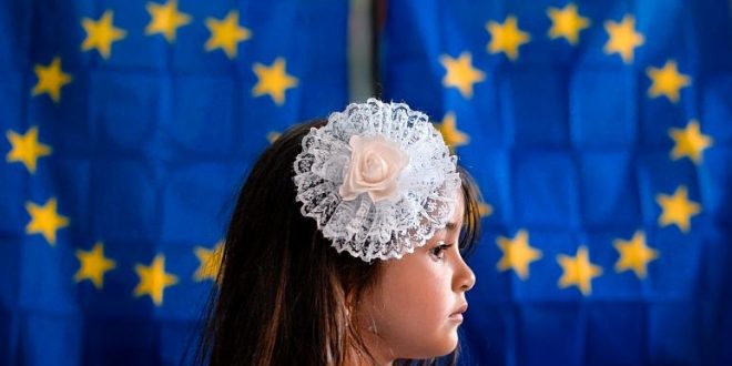 أوروبا تلزم شركات التكنولوجيا ببذل جهد للتصدي للانتهاك الجنسي للأطفال