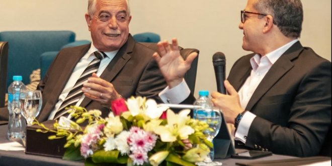 العناني يغري مستثمري السياحة بمبادرات المركزي في شرم الشيخ استعداد لـCOP27