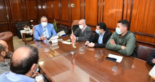 اختيار ساحات انتظار السيارات بمراكز قنا