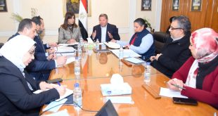 نبيلة مكرم وتوفيق يبحثان الاستعداد للنسخة السادسة من مؤتمر "مصر تستطيع"