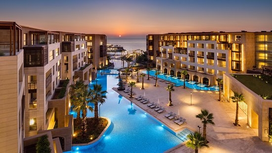 لائحة أسعار جديدة للفنادق والمطاعم السياحية تراعي ارتفاع الكهرباء بلبنان