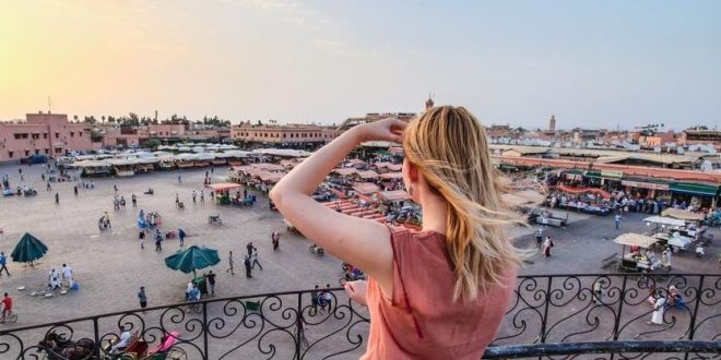 مراكش مدينة السياحة والبهجة .. بوابة الأطلس الكبير للمغرب