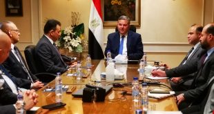 وفد من قيادات سوق المال العراقي يبحث التبادل الاستثمارى مع مصر