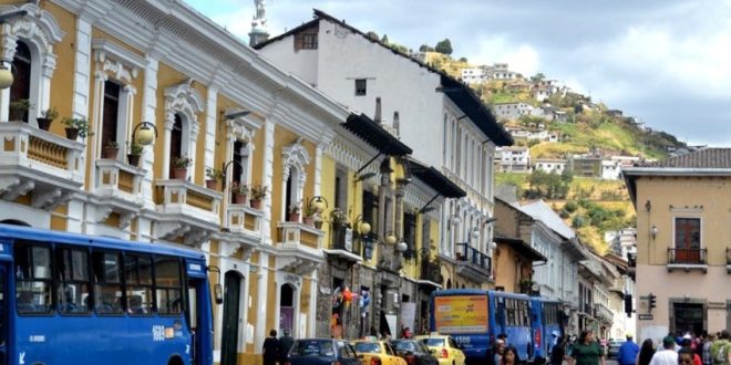 الاكوادور تستعين بتجربة مصر السياحية وتطلب الاستفادة من خبراتها